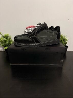 Jordan 1 Retro Low OG SP Travis Scott Black Phantom DM7866-001